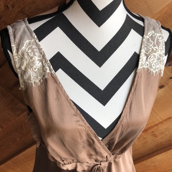 White House Black Market Silk Lace Detail Tank - Picture 2 of 11